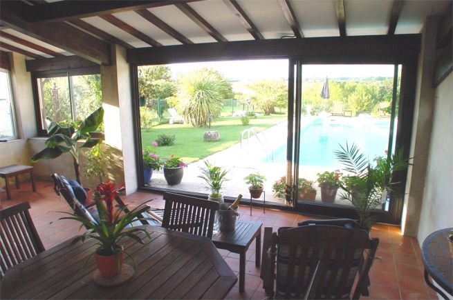Ideal holiday gite accommodation : the garden room